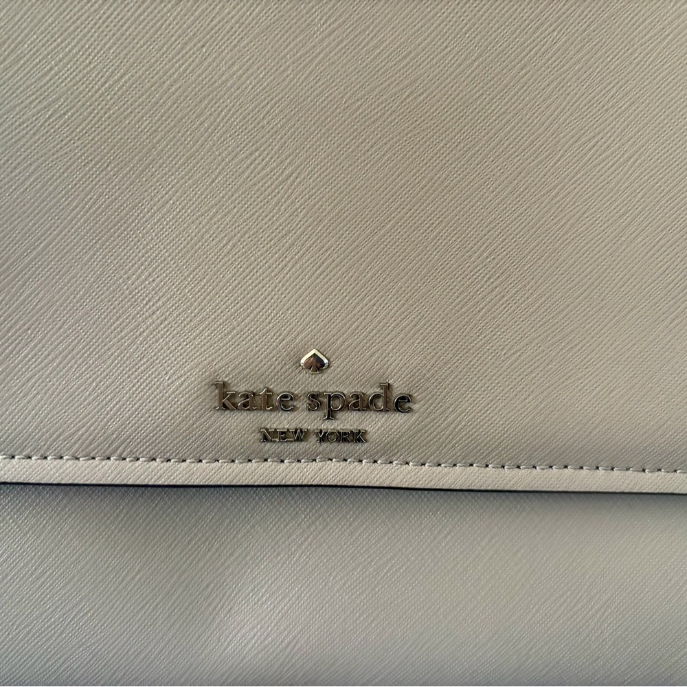 Kate Spade Gray/Lavender Small Pocketbook - Excellent Condition! - Picture 2 of 10